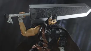 S.H. Figuarts Berserk Guts (Berserker Armor) Review (mine broke 🥲)