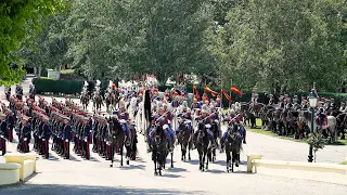 (4K) PARADA MILITAR GUARDIA REAL  (25 Aniversario) antiguo personal militar  19-5-2023