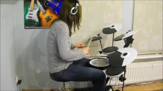 Queen + Paul Rodgers - live in Ukraine:  "Crazy little thing called love" - drum cover by Maggie