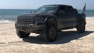 Ford Raptor beach run