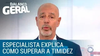 Especialista explica o que fazer para superar a timidez