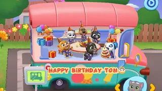 MY TALKING TOM AND FRIENDS /HAPPY BIRTHDAY TOM 🎂🎂🍰🎁🎉🎉🐶🐨🐰🐰