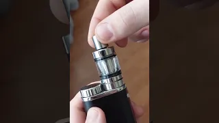 Istick pico 75w (шатается дриптир)