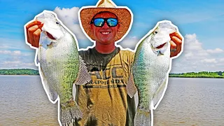 FISHING THE BEST CRAPPIE LAKE IN THE WORLD FOR 3-4LB CRAPPIE WITH LIVESCOPE! (GRENADA LAKE)