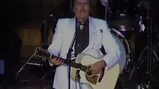 Slim  Whitman Last Farewell  in England 2002-  { Live }