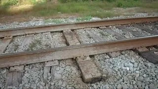 CSX Train Runs Fast Over Really Bad Tracks