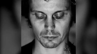 Ville Valo - XL | Olet Mun Kaikuluotain