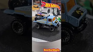 Mercedes Benz Unimog 1300L 2023 Mainline HotWheels unboxing!