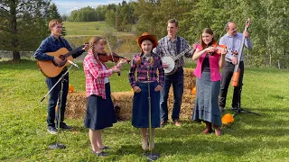 I Want to Be a Cowboy's Sweetheart - The Fehr Family Band (LIVE)