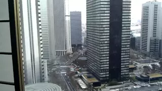 Quake!!! Japan 3-11-11 Earthquake from 30th floor in Shinjuku (Tokyo 11.3.11 )