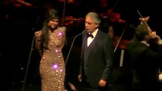 Andrea Bocelli &  larisa Martinez - Libiamo ne'lieti calici /chicago/Dec 2017