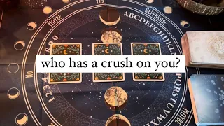 Who Has A Crush On You?! 🦢💋🥀 | Pick A Card Tarot |