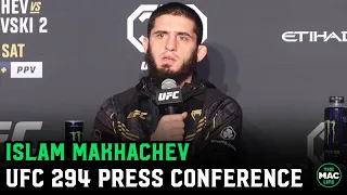 Islam Makhachev reacts to Alexander Volkanovski Head Kick KO | UFC 294 Post Press Conference