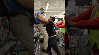 Crazy man snaps in Walmart! #viral #trending #funny #shorts @GocrazyCele