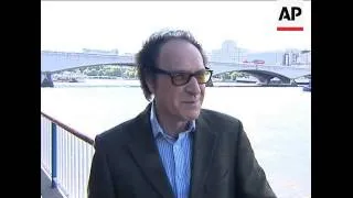 The Kinks frontman sings Waterloo Sunset at Waterloo Bridge