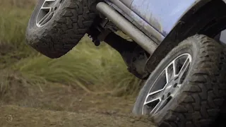 Toyota Hilux 4x4  Off-Road & Mud Adventure video