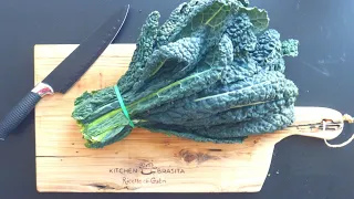 CAVOLO che BUONO!! Ricetta Chips di cavolo nero toscano al forno - RICETTE DI GABRI