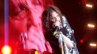 Aerosmith o2 living on the edge steven tyler