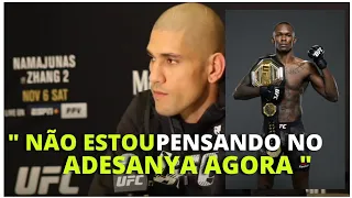 ALEX POATAN RESPONDE PERGUNTAS SOBRE UMA POSSÍVEL LUTA CONTRA ADESANYA | COLETIVA PRÉ - LUTA UFC 268