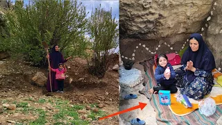 The daily life of an orphaned mother and daughter in the mountains. Their efforts to build a garden.