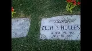 Buddy Holly and family, gravesite in cemetery, Lubbock, Texas.