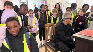 Schoolchildren Get An Unexpected Music Lesson