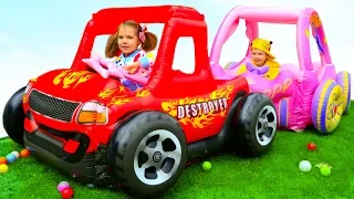 Max and Katy sale toy cars