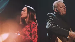 Borderline | Collaborations | Tommy Emmanuel with Amanda Shires