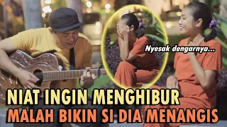 PRANK PENGAMEN GAGAP ! NIAT MAU MENGHIBUR TAPI DIA MALAH MENANGIS