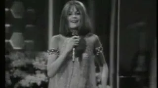 Sandie Shaw sings "Puppet on a String"