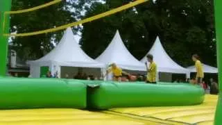 Bossaball beim Langentisch in Wuppertal