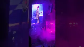 LIVE Machine Gun Kelly & Travis Barker performing “Title Track” in Cleveland, OH 8/13/22