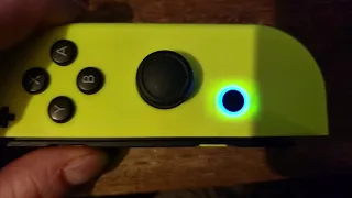 LED light on home button on right joycon