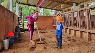 Lida na Roça/ levando as Vacas pra beber água na nascente/ Curando Bezerros Bravos/ E muito mais..