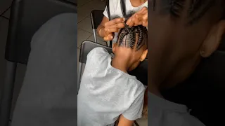 Really cute braids for a little girl 👧🏽