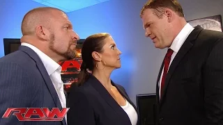 The Authority demands an explanation from Kane: Raw, Sept. 21, 2015