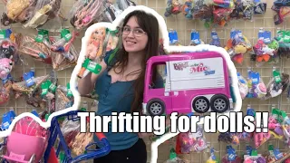 Bratz & Rainbow High at the thrift store-Doll hunt & haul! Playsets, Winx Club, Monster High & more!