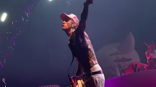 Machine Gun Kelly - All I Know (Live in San Francisco)