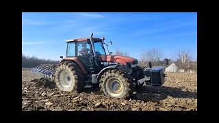 Traktor #NewHolland M160 Oranje