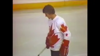 Bobby Orr introduced to standing ovation at Maple Leaf Gardens Toronto 1976 Canada Cup Canada-Sweden