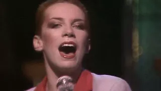 Eurythmics - Sweet dreams (Belgium 8.5.1982)