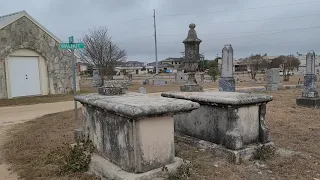 Sketching on Location: Texas Chainsaw Massacre opening scene. Bagdad Cemetery.