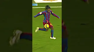 Ronaldinho Skills 😍