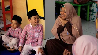 Proses belajar mengajar di TK Islamic International School PSM Kediri