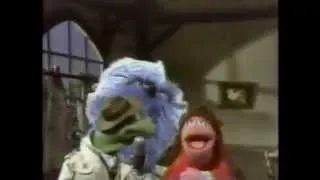 Classic Sesame Street: News Flash - Little Red Riding Hood: The Woodsman