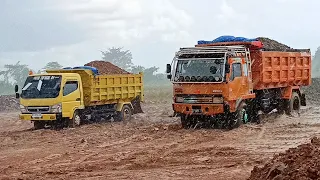 Dump Truk proyek MoncongLoe Beraksi Bongkar Muatan Saat Hujan Sangat Deras