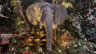 Rainforest Cafe Elephants at Katy Mills Texas