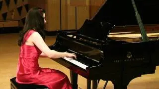 classical pianist FEMALE - ie0210v001