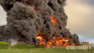 Ataque com "drone" provoca incêndio em porto de Sebastopol