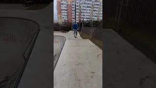 поставил себе апекс и пошли трюки #самокат #scout #shortvideo #рекомендации #skatepark #самокаты